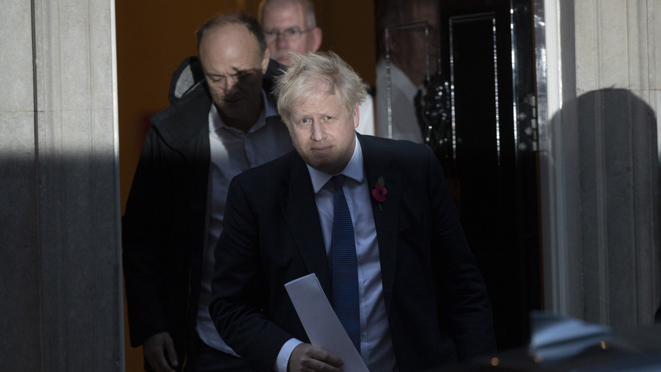 İngiliz basınından Başbakan Johnson'a danışman tepkisi