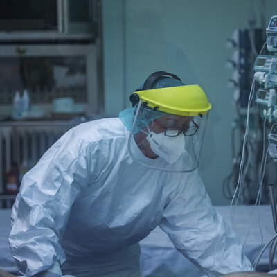 Avrupa'da bir ilk! Koronavirüs hastasına akciğer nakli