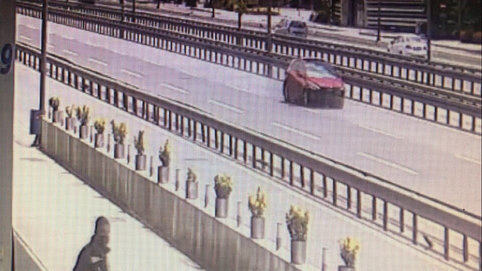 Nefes kesen kovalamaca! Ortalığı birbirine kattı!