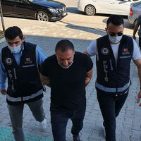 Avukat 2 kişiyi ayağından vurdu!