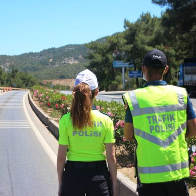 VIP araçla yasak deliniyor tartışması