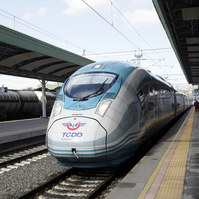 Gişeden YHT bileti satışı yarın başlıyor