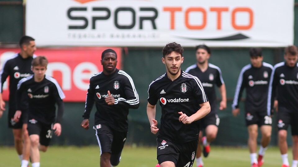 Beşiktaş hız kesmedi