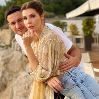 Hatice'den bahçe pozu