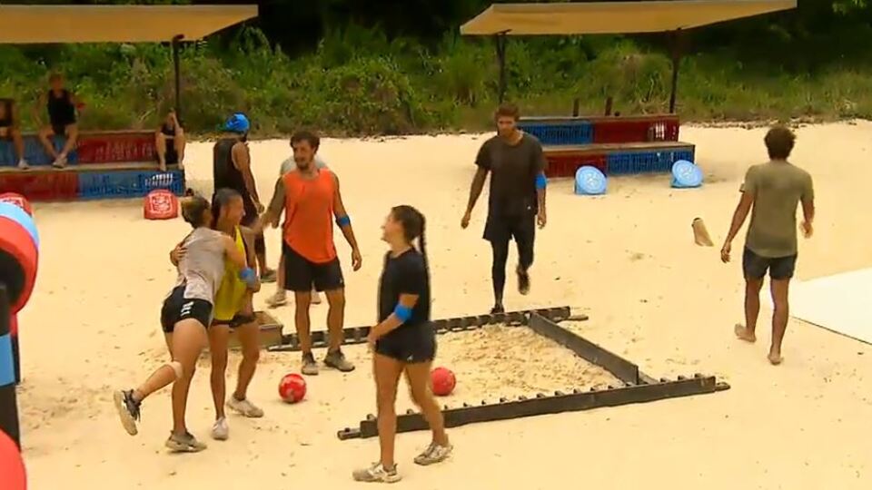 Survivor eleme kim elendi?