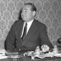 Adnan Menderes kimdir?