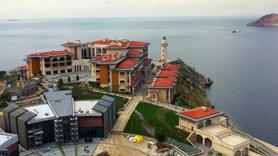 Demokrasi ve Özgürlükler Adası adıyla açılıyor