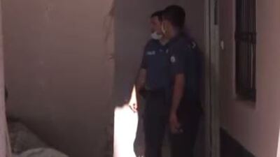 Eşini dövüp babası ve ağabeyini bıçakladı!