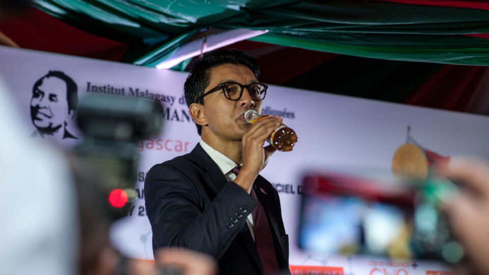 Madagaskar'dan koronayla ilgili yeni adım!