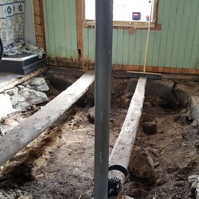 Evlerini yenilerken karşılaştılar