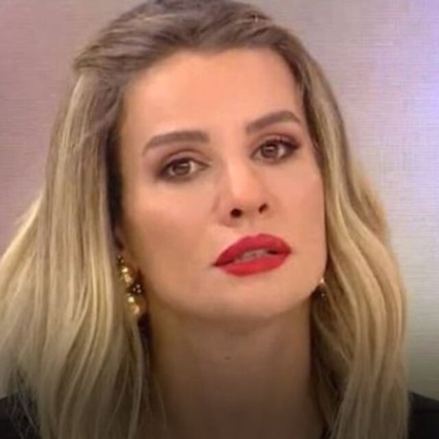 Esra Erol'dan itiraf
