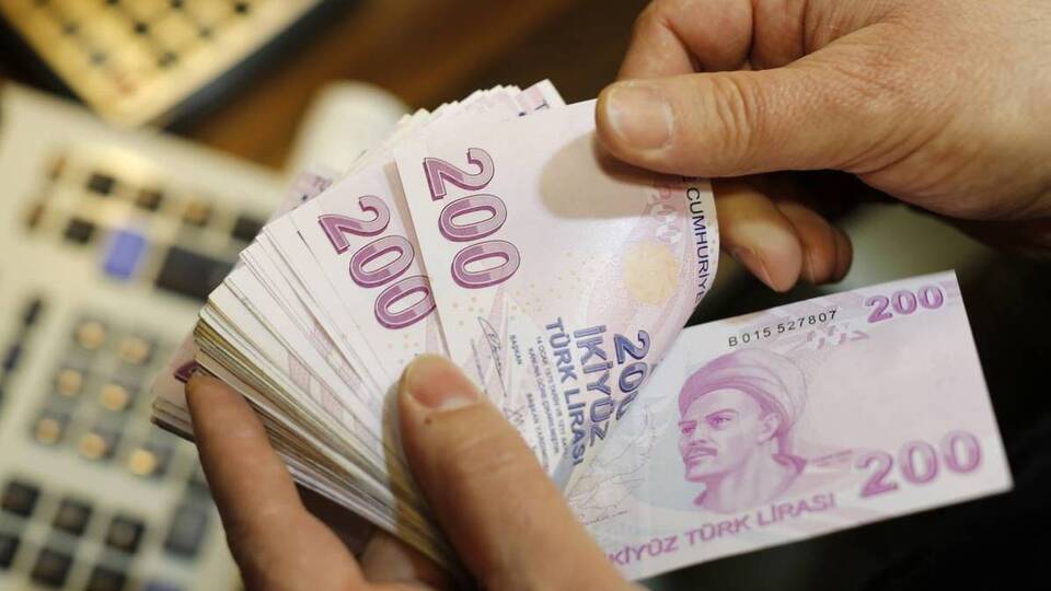 Ücreti ödenmeyen işçi haklı fesih yapabilir