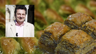 Baklava fıstıklı mı olur yoksa cevizli mi?