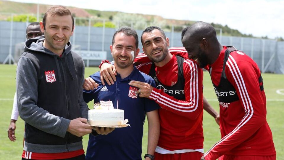 Sivasspor'da kutlamalı idman
