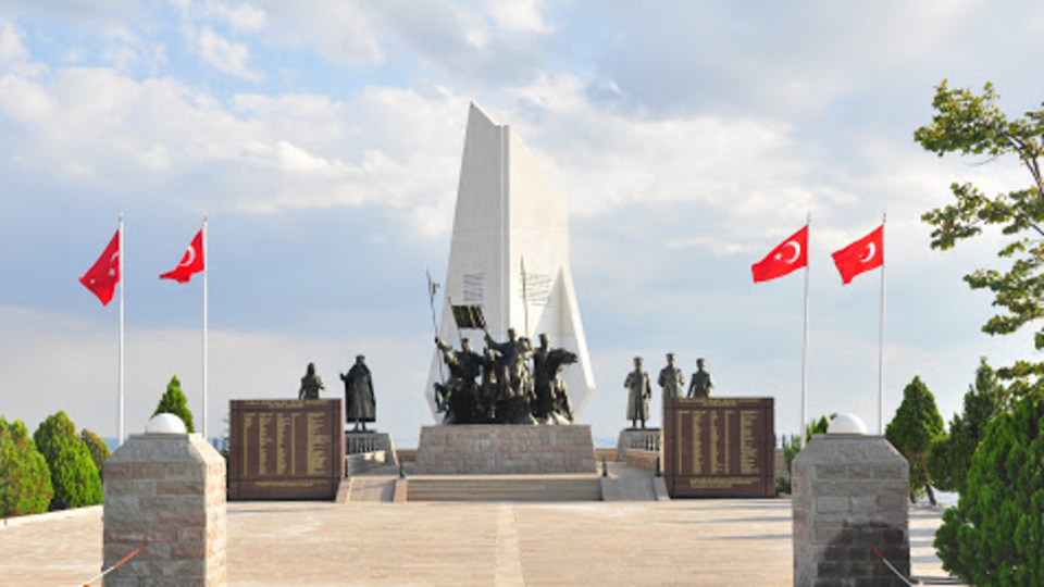 Ormanlar ve ören yerleri ziyaretçilerini bekliyor