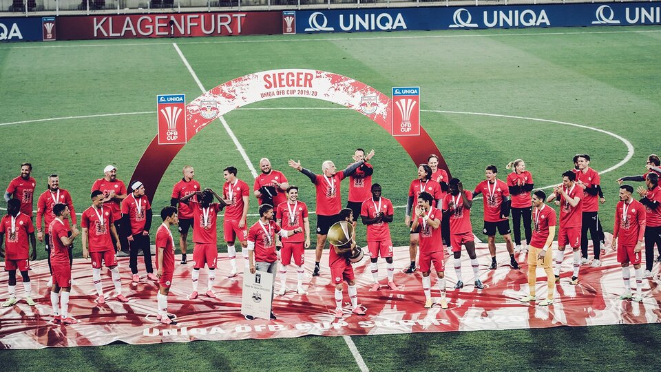 Salzburg kupayı kazandı