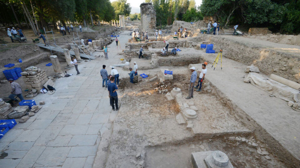 549 noktada yarın yeniden başlıyor