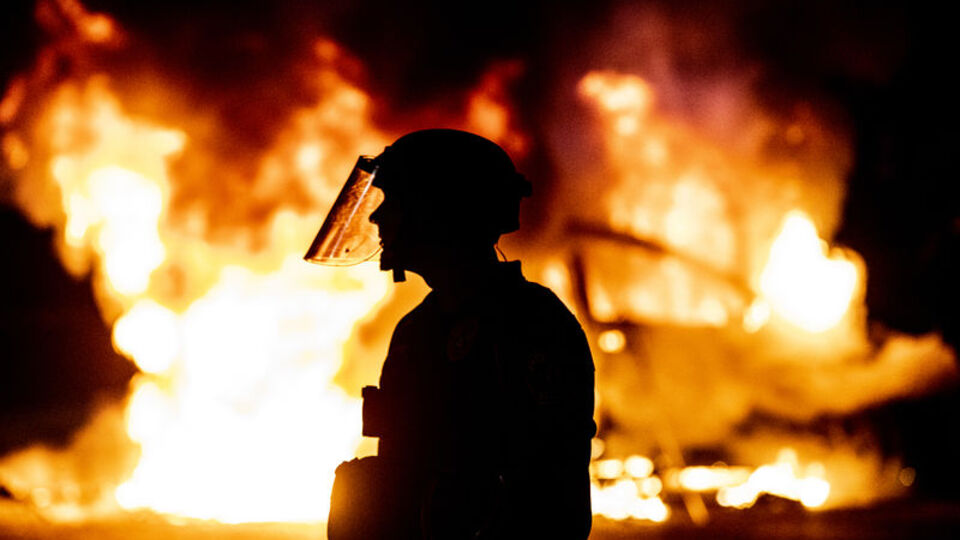 ABD'de sular durulmuyor! Protestocular kim?