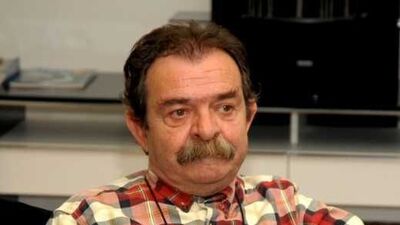 Oruç Aruoba kimdir?