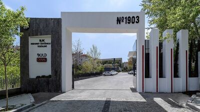 Akatlar No: 1903, lige yetişiyor