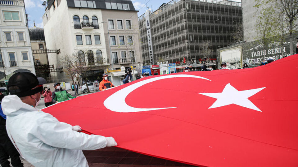 12 önlemden 11'ini aldı