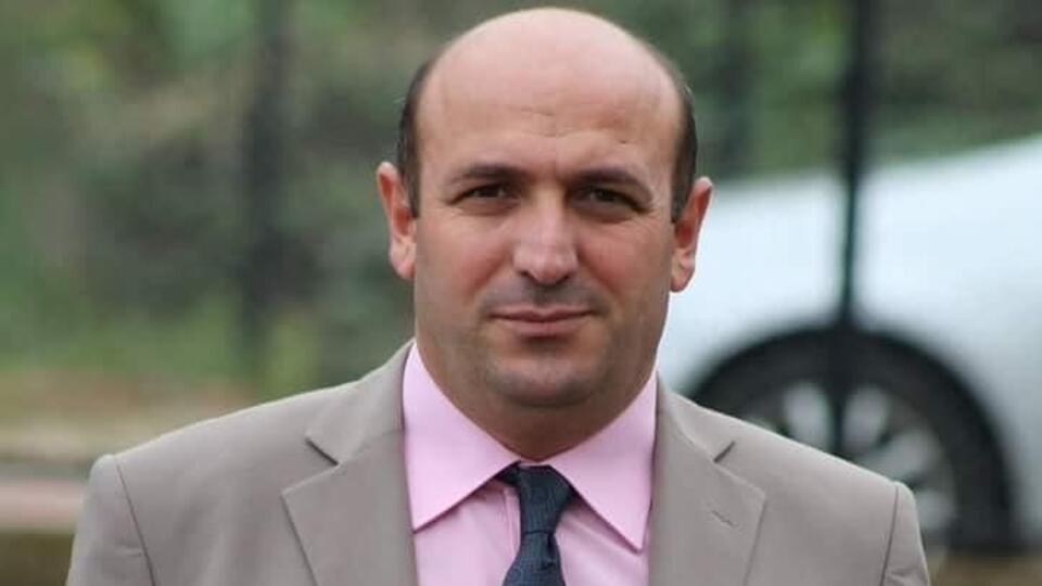 Yılanın ısırdığı müdür yardımcısı, kurtarılamadı