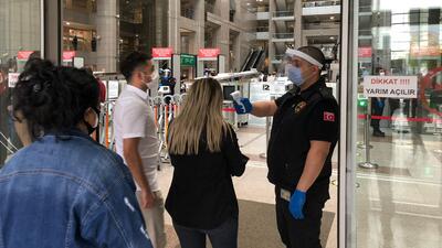 İstanbul Adalet Sarayı'nda dikkat çeken önlemler!