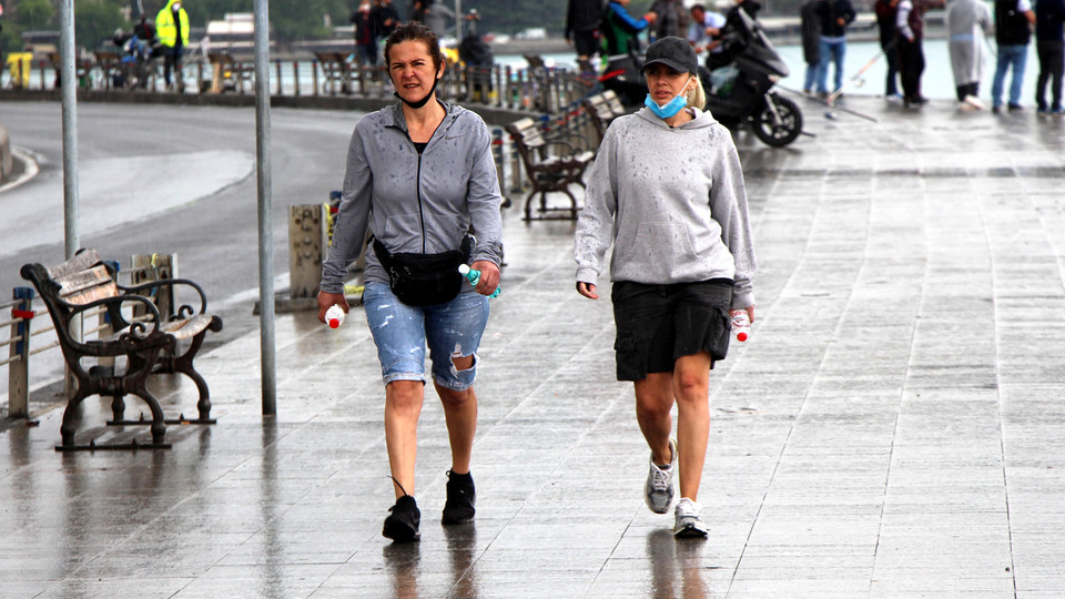 Yağmura rağmen vazgeçmediler! İşte ilk gün yoğunluğu!