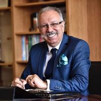 'Kovid'i yenen Prof. Dr. Oğuz Özyaral'dan çok önemli tatil uyarıları!