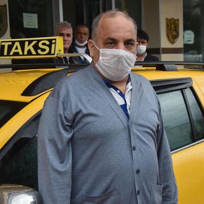 Takside 60 bin TL unuttu! 31 TL bahşiş verdi!