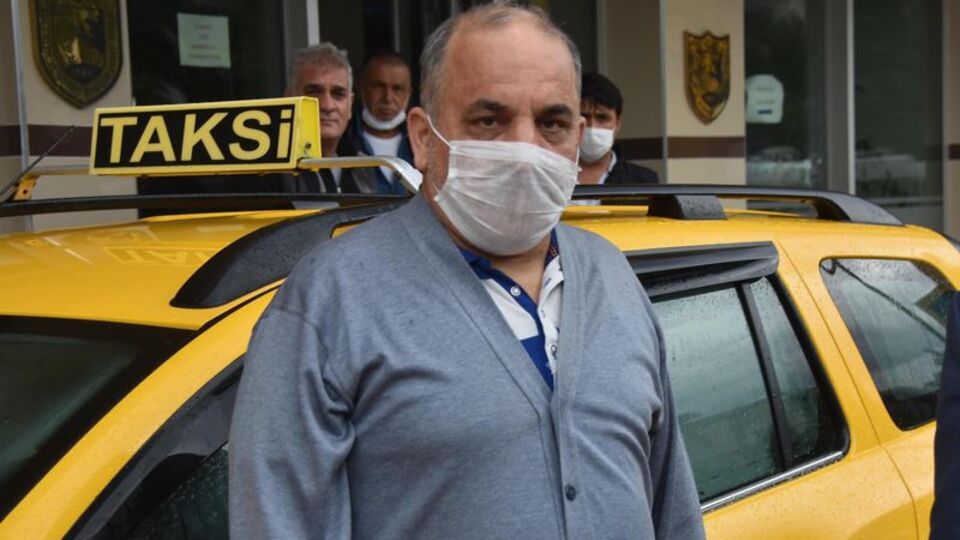 Takside 60 bin TL unuttu! 31 TL bahşiş verdi!