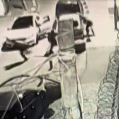 Beyoğlu'nda dehşete düşüren çatışma!