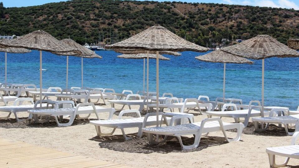 Plajda dudak uçuklatan korona tarifesi!