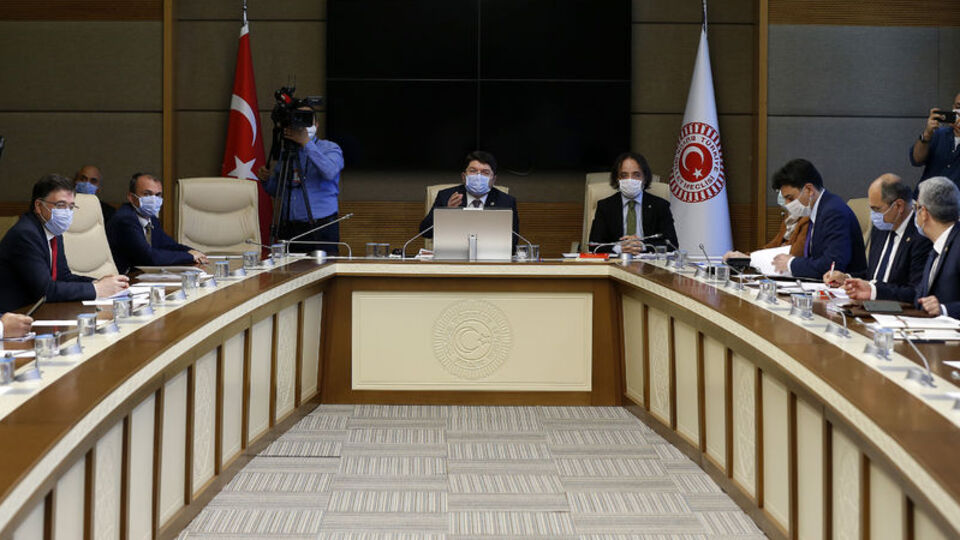 İkinci yargı paketi komisyonda