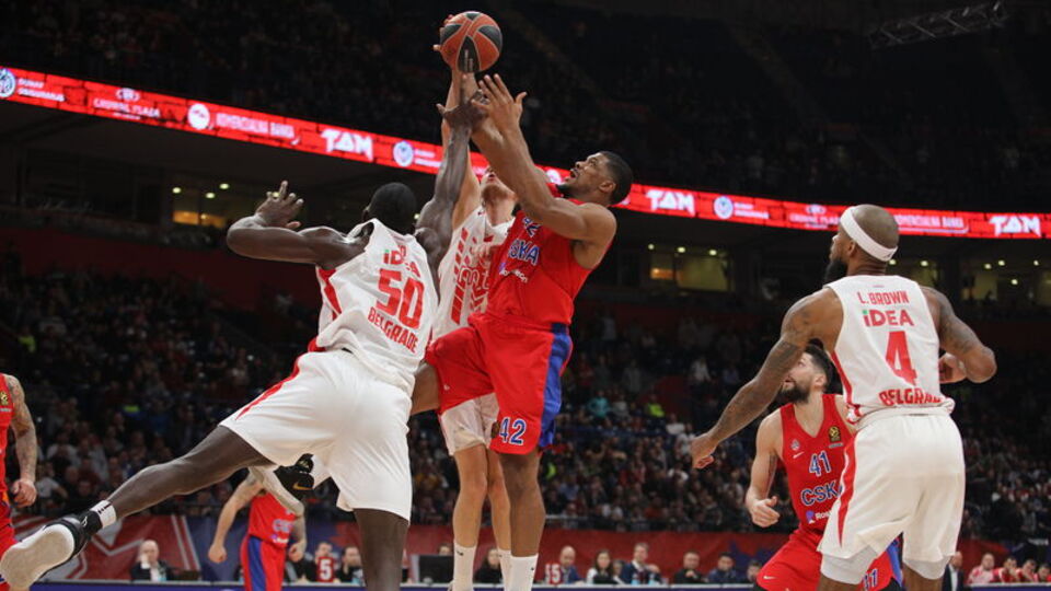 Kyle Hines, Armani Milano'da