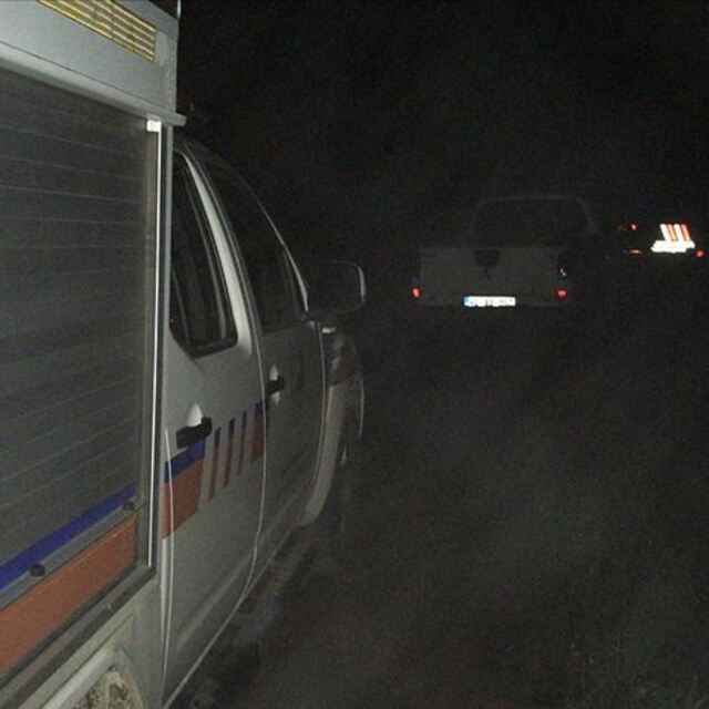 Uçuruma düşen kayıp dağcı için seferberlik