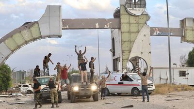 Libya Ordusu o havalimanını ele geçirdi!