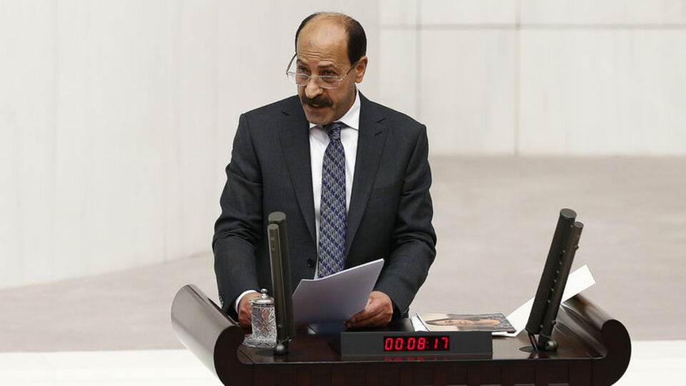 Musa Farisoğulları kimdir?