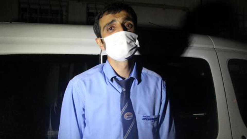 Koronavirüse yakalanan kadının öptüğü muavinin test sonucu belli oldu