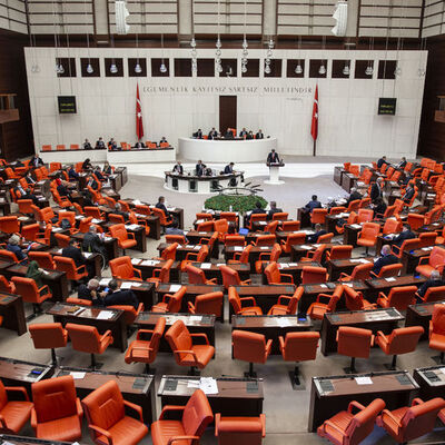 3 ismin milletvekilliği düşürüldü