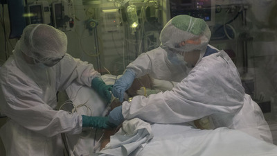 Koronavirüs hastası 926 kişi daha iyileşti