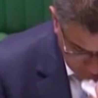 İngiltere Parlamentosu'nda koronavirüs paniği!