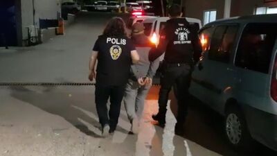 İzmir'de FETÖ operasyonu: 31 gözaltı