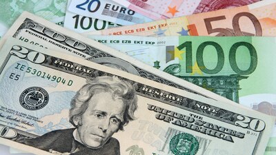 Dolar sakin, Euro yükselişte