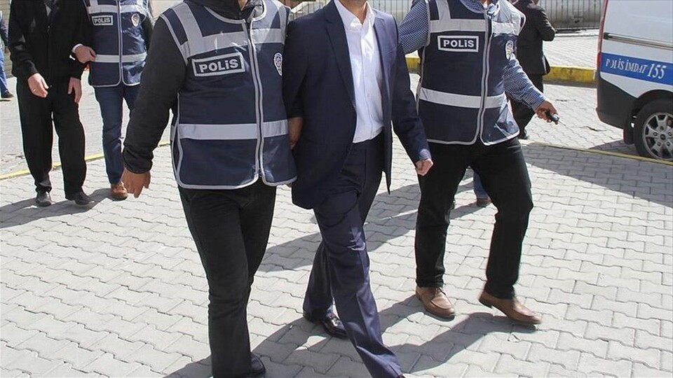Diyarbakır'da FETÖ operasyonu: 18 gözaltı!