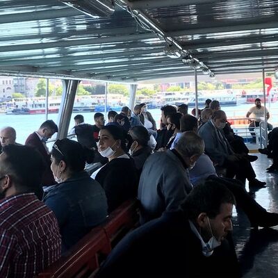 Ne maske, ne mesafe!