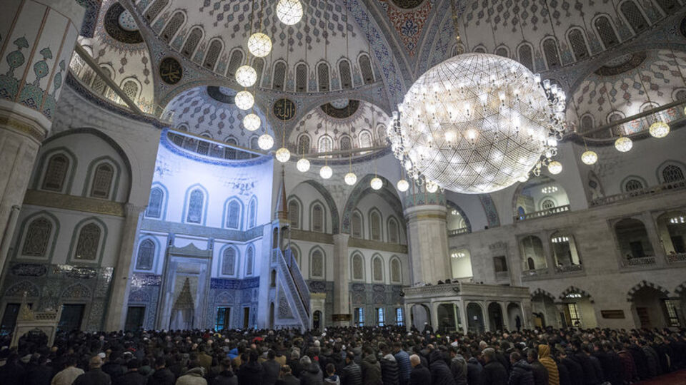 Ankara'da Cuma namazı kılınan camiler