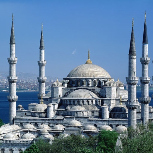 İstanbul'da cuma namazı kılınan camiler