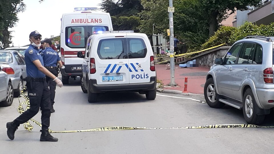 Başkent'te bir kadın sokak ortasında öldürüldü!