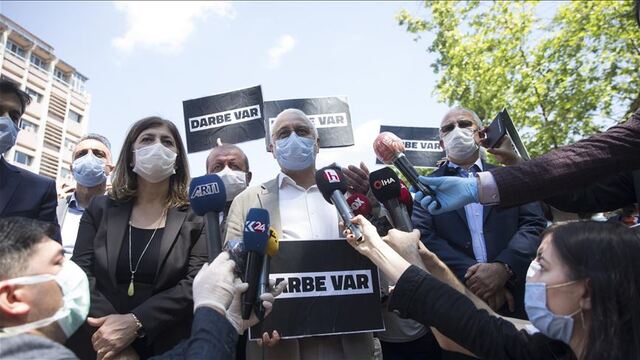 HDP'den "milletvekilliğinin düşürülmesi" eylemi